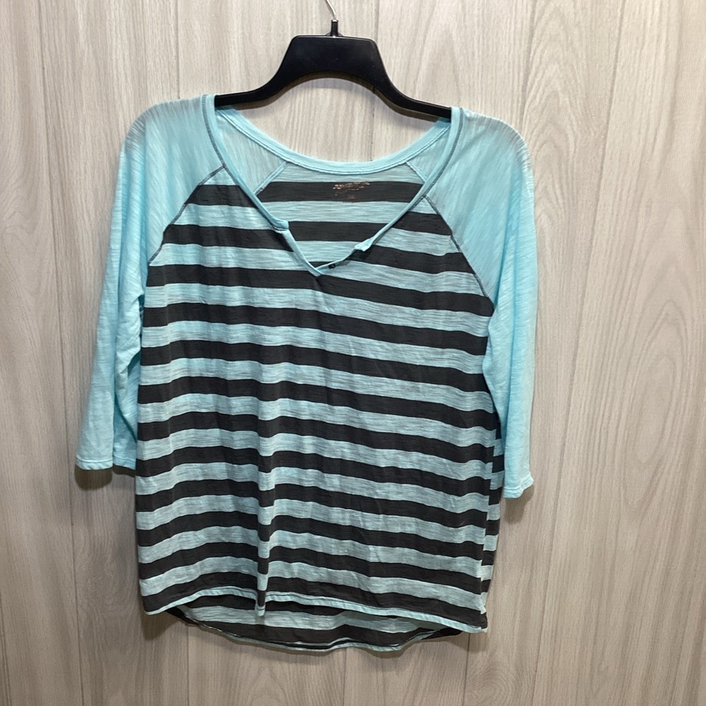 ARIZONA Women's (Size XXL) 3/4 Sleeve V-Neck Striped Shirt Poly Rayon (6D)